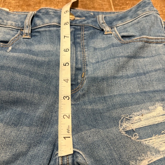 American Eagle Distressed High Rise Jegging - Picture 11 of 13